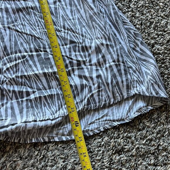 Kavu White Grey Striped Small Flowy Mini Skirt, Festival Boho Skirt - Picture 5 of 5